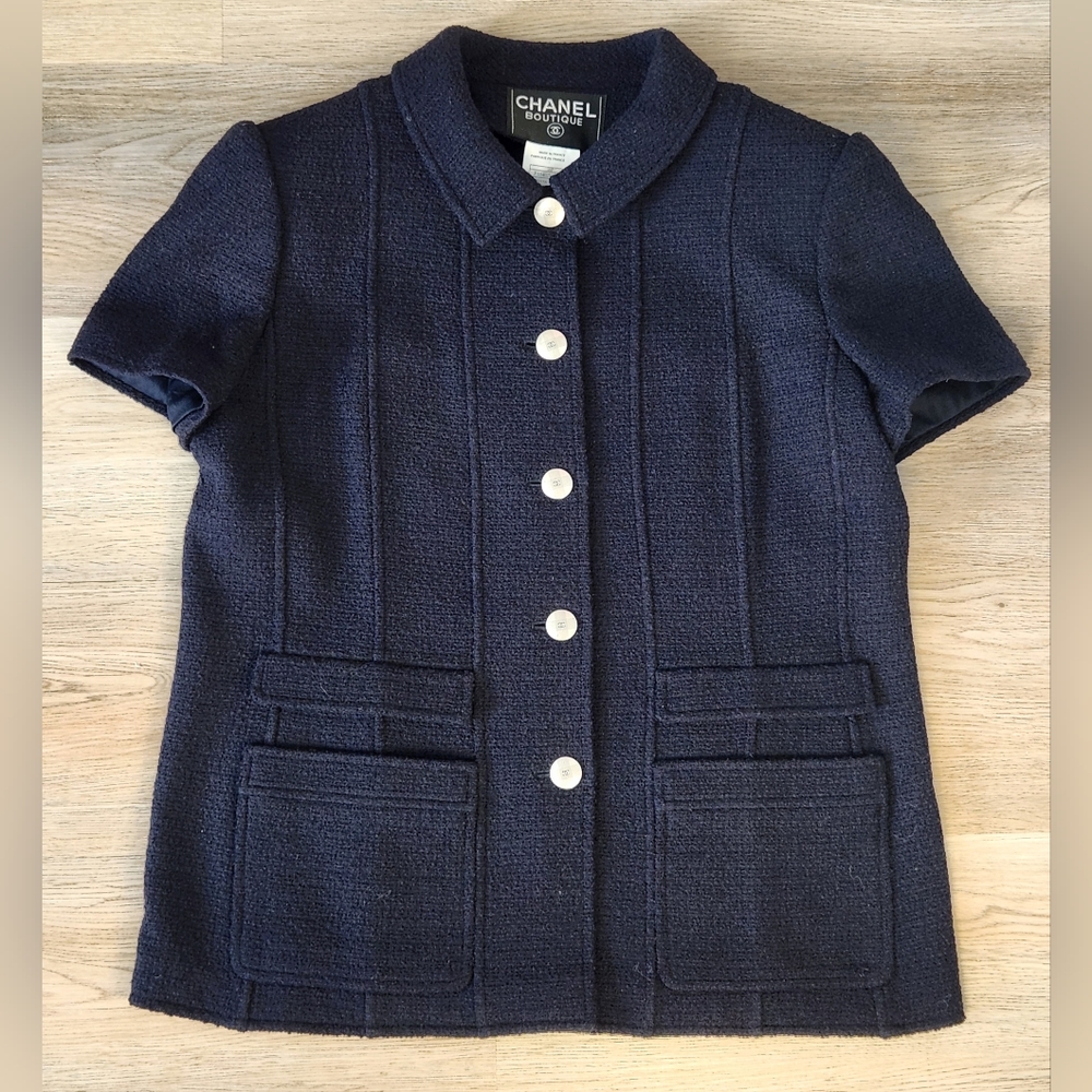 Authentic Chanel Vintage Boucle Tweed Wool Short Sleeve Blazer